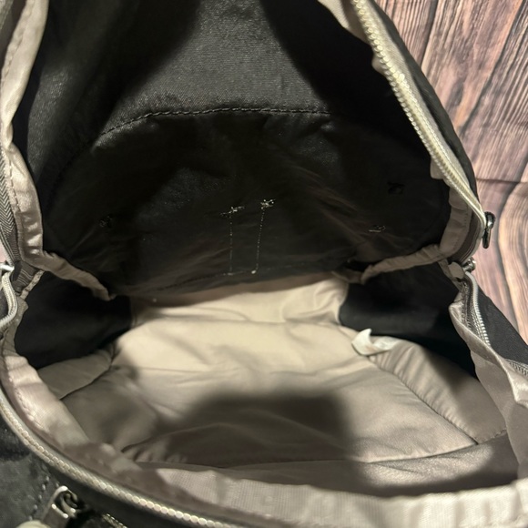 Kipling Seoul Backpack Black Nylon Rose Gold Zippers - Picture 4 of 4